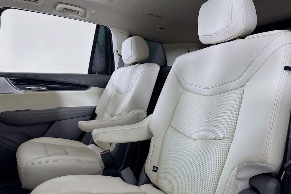 used 2021 Cadillac XT6 car, priced at $35,983