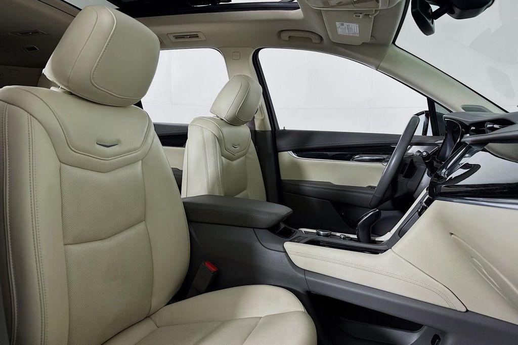 used 2021 Cadillac XT6 car, priced at $35,983