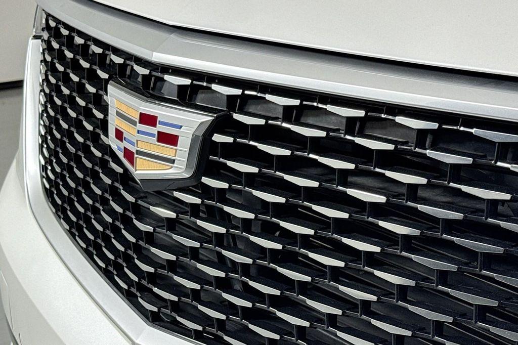 used 2021 Cadillac XT6 car, priced at $35,983