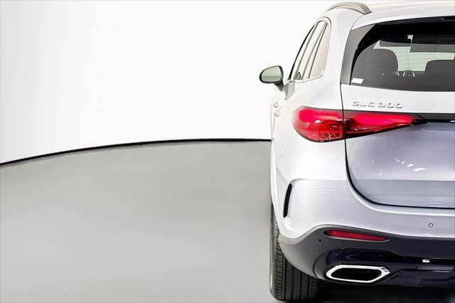 new 2025 Mercedes-Benz GLC 300 car, priced at $63,615