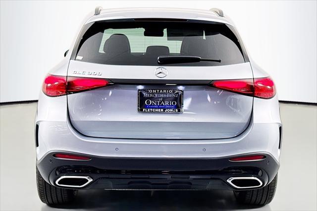 new 2025 Mercedes-Benz GLC 300 car, priced at $63,615