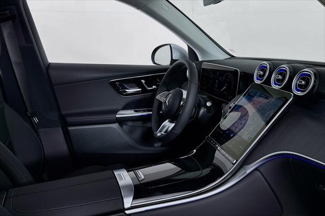 new 2025 Mercedes-Benz GLC 350e car, priced at $65,925