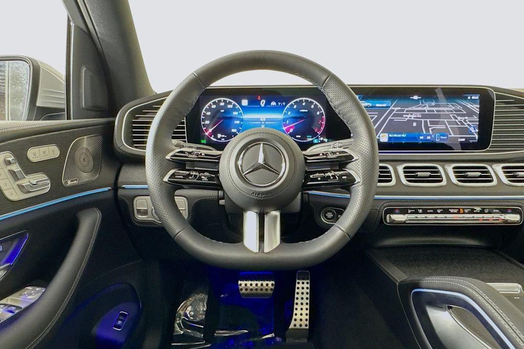 new 2025 Mercedes-Benz GLS 450 car, priced at $101,275