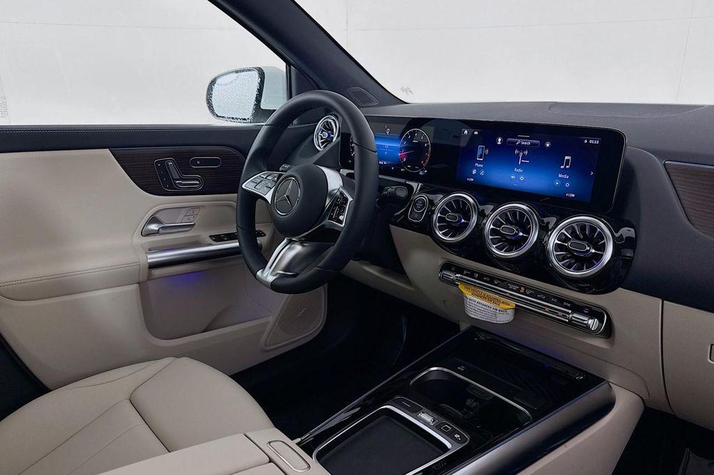 new 2026 Mercedes-Benz GLA 250 car, priced at $47,335