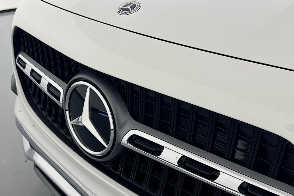 new 2026 Mercedes-Benz GLA 250 car, priced at $47,335