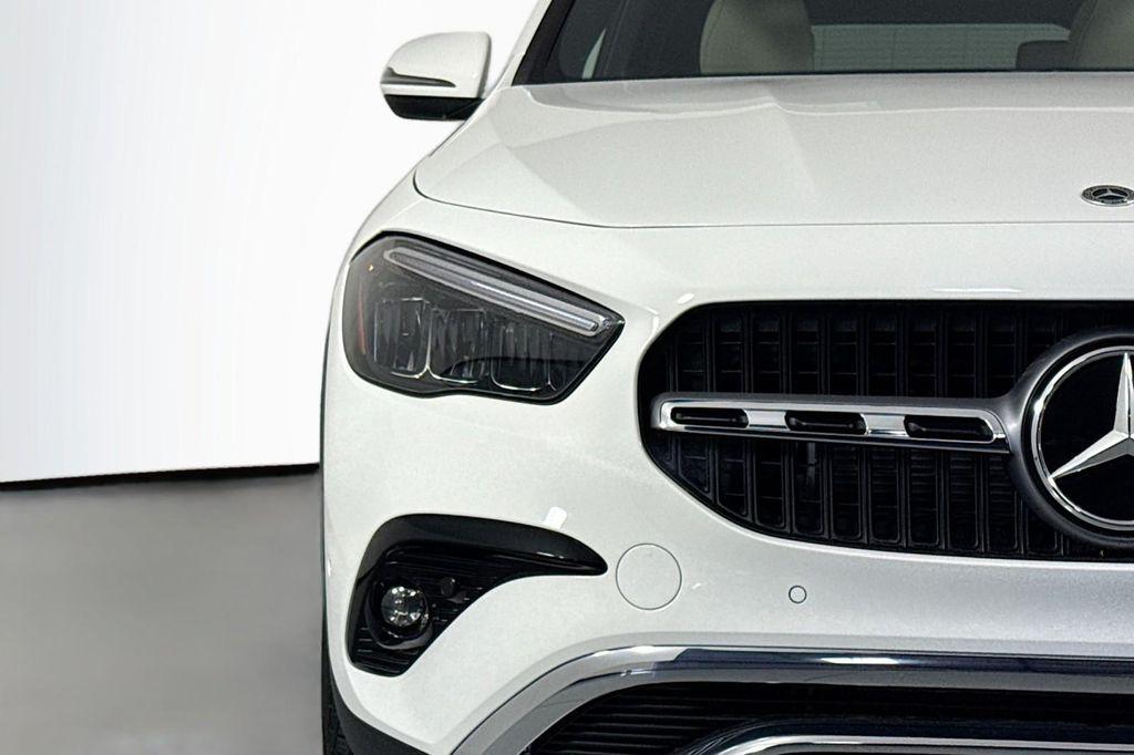 new 2026 Mercedes-Benz GLA 250 car, priced at $47,335