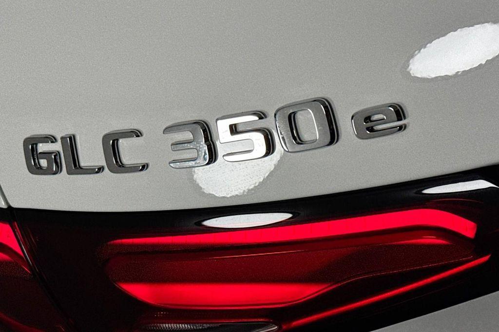 used 2025 Mercedes-Benz GLC 350e car