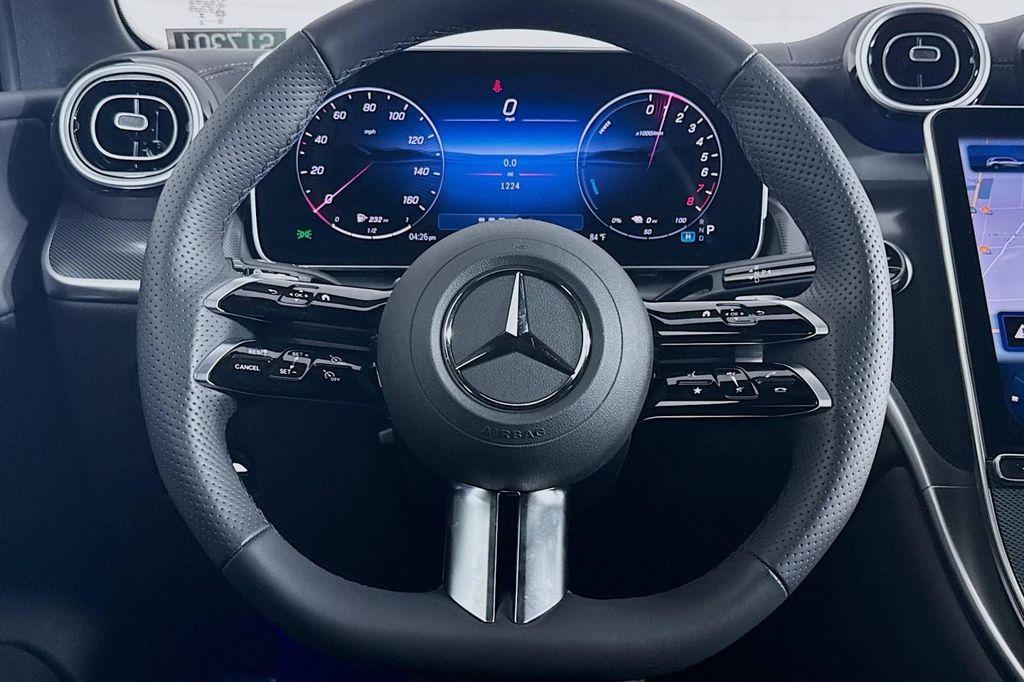 used 2025 Mercedes-Benz GLC 350e car