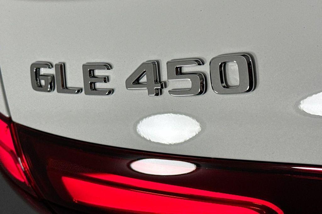 new 2026 Mercedes-Benz GLE 450 car, priced at $80,785
