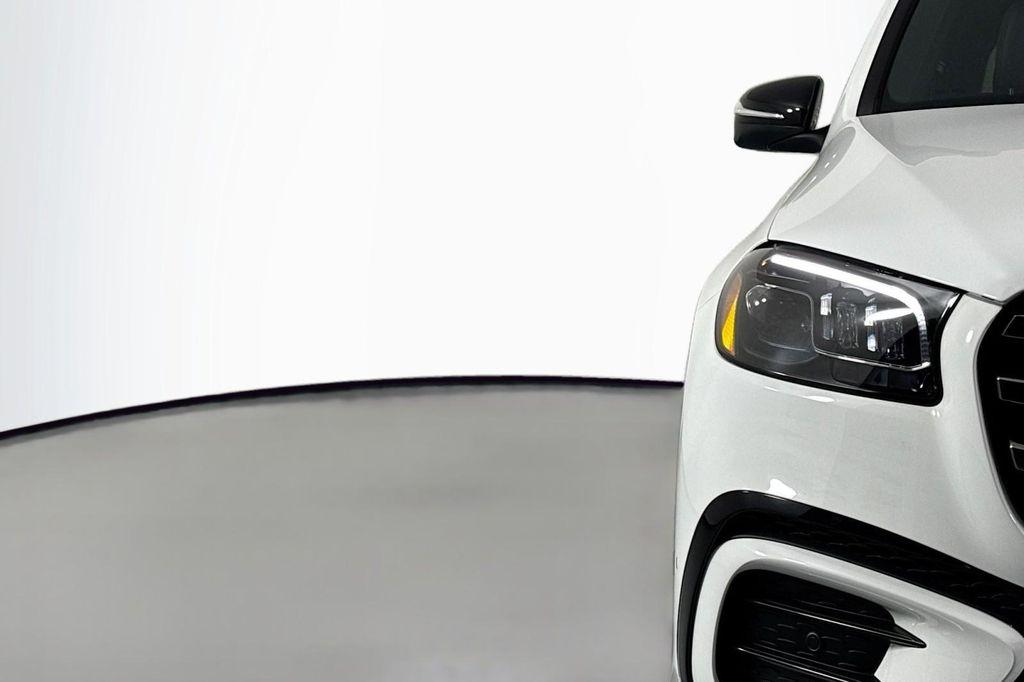 new 2025 Mercedes-Benz GLS 450 car, priced at $95,480