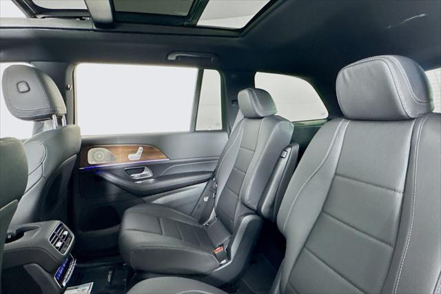 new 2025 Mercedes-Benz GLS 450 car, priced at $95,480