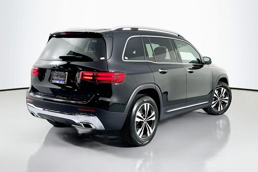 new 2025 Mercedes-Benz GLB 250 car, priced at $47,145