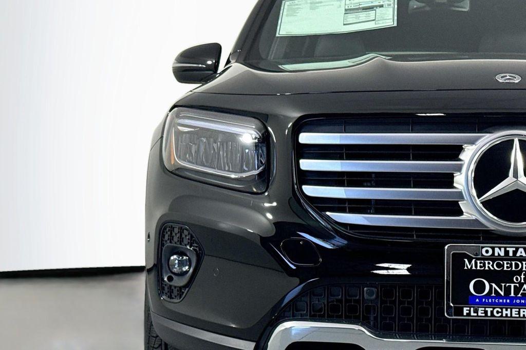new 2025 Mercedes-Benz GLB 250 car, priced at $47,145