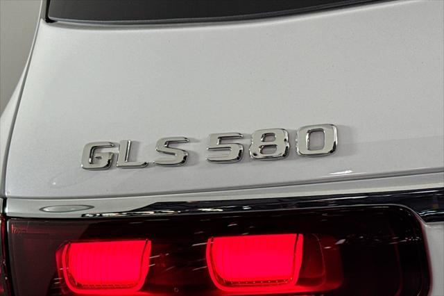 new 2025 Mercedes-Benz GLS 580 car, priced at $120,865