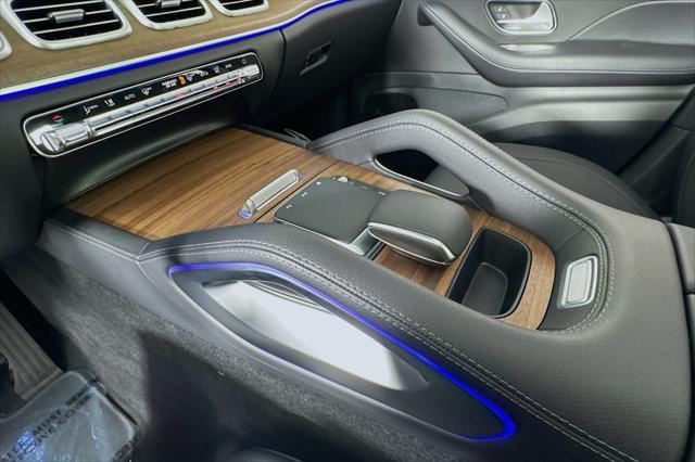 new 2025 Mercedes-Benz GLE 350 car, priced at $70,345