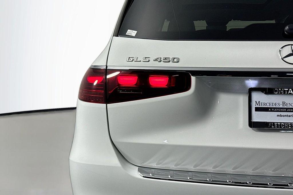 new 2026 Mercedes-Benz GLS 450 car, priced at $103,090