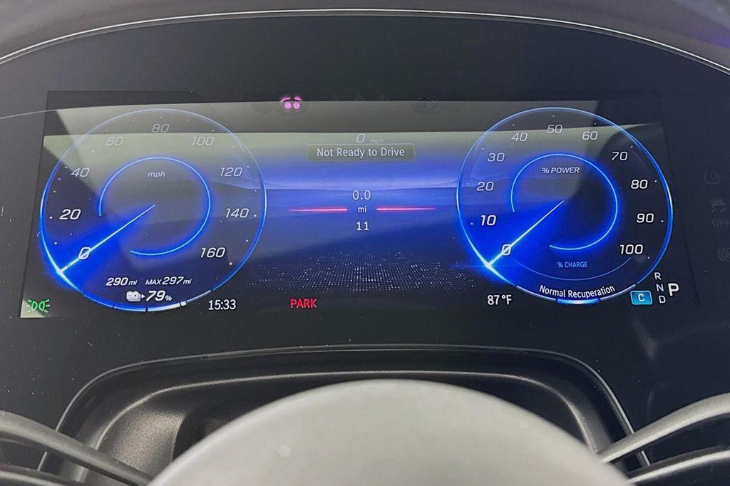 new 2025 Mercedes-Benz EQS 450 car, priced at $114,195