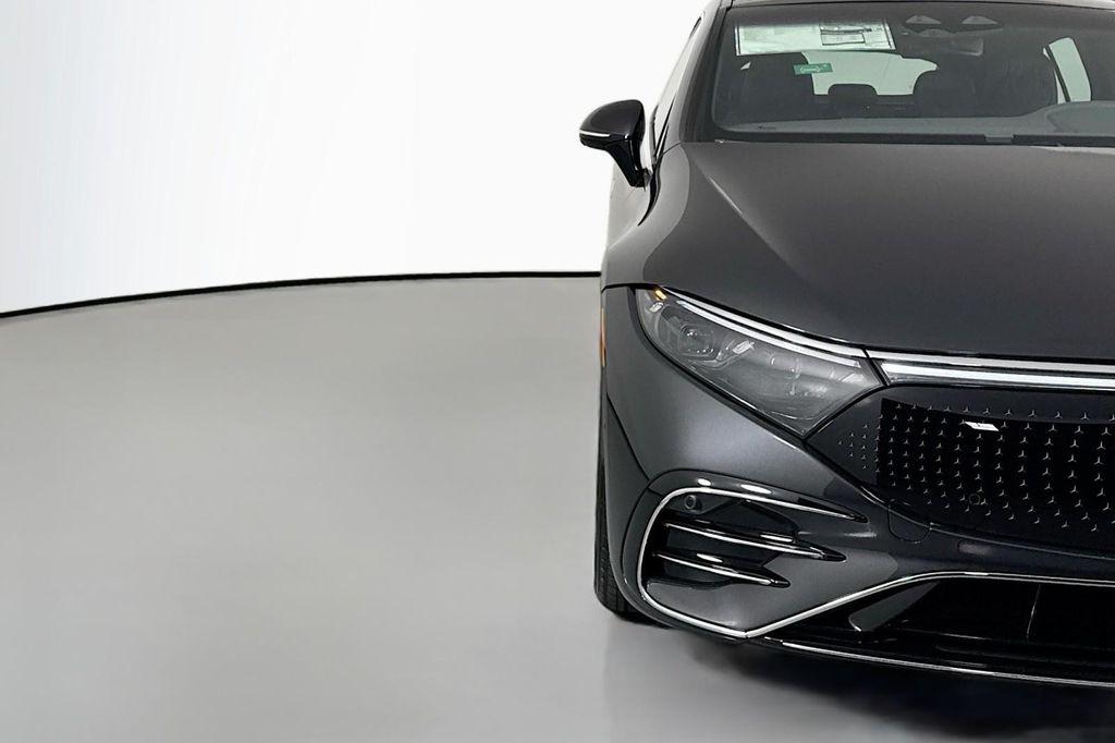 new 2025 Mercedes-Benz EQS 450 car, priced at $114,195