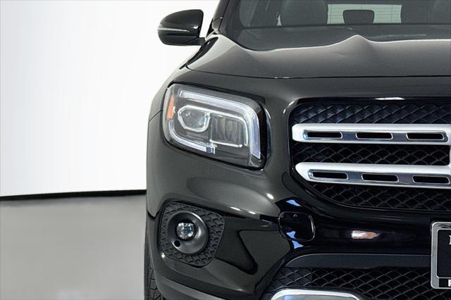 used 2021 Mercedes-Benz GLB 250 car, priced at $23,684
