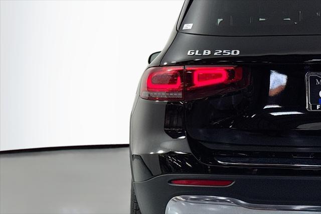 used 2021 Mercedes-Benz GLB 250 car, priced at $23,684