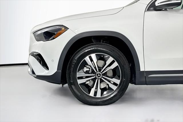 new 2025 Mercedes-Benz GLA 250 car, priced at $44,345