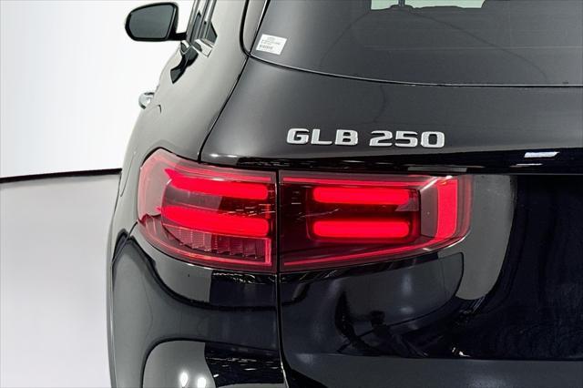 new 2024 Mercedes-Benz GLB 250 car, priced at $49,595