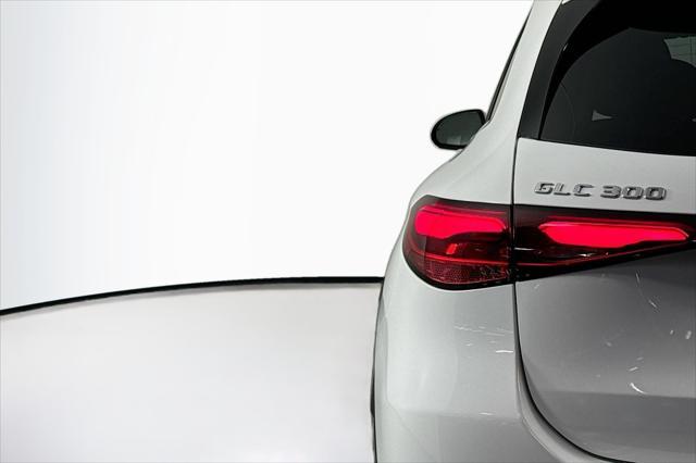 new 2025 Mercedes-Benz GLC 300 car, priced at $53,195