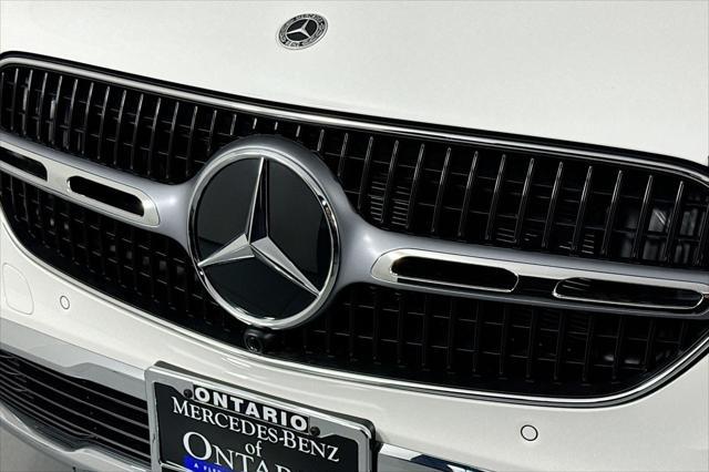 new 2025 Mercedes-Benz GLC 300 car, priced at $53,195