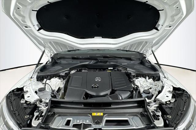 new 2025 Mercedes-Benz GLC 300 car, priced at $51,045