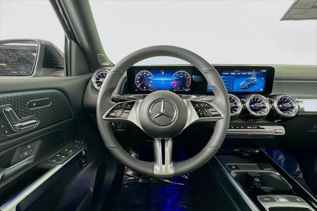 new 2024 Mercedes-Benz GLB 250 car, priced at $51,925