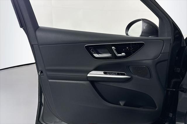 new 2025 Mercedes-Benz GLC 350e car, priced at $63,875