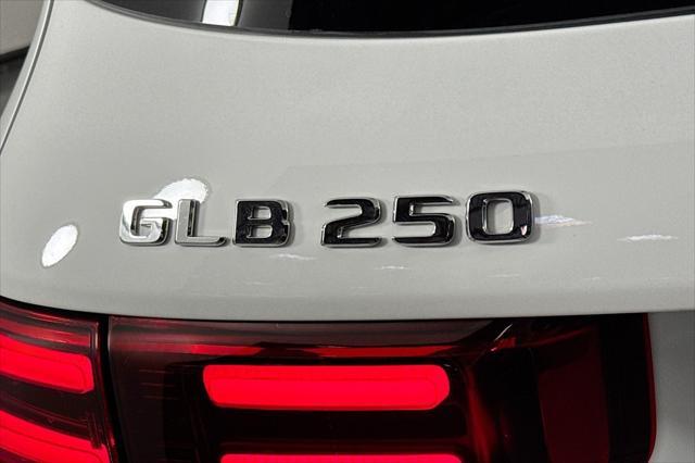new 2025 Mercedes-Benz GLB 250 car, priced at $47,145
