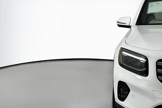 new 2025 Mercedes-Benz GLB 250 car, priced at $47,145