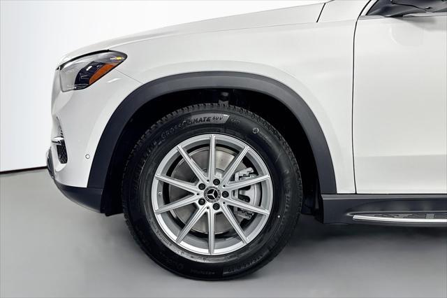 new 2025 Mercedes-Benz GLE 450 car, priced at $90,830