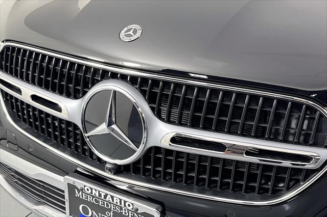 new 2025 Mercedes-Benz GLC 300 car, priced at $51,415