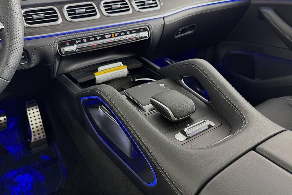new 2026 Mercedes-Benz GLS 580 car, priced at $122,470
