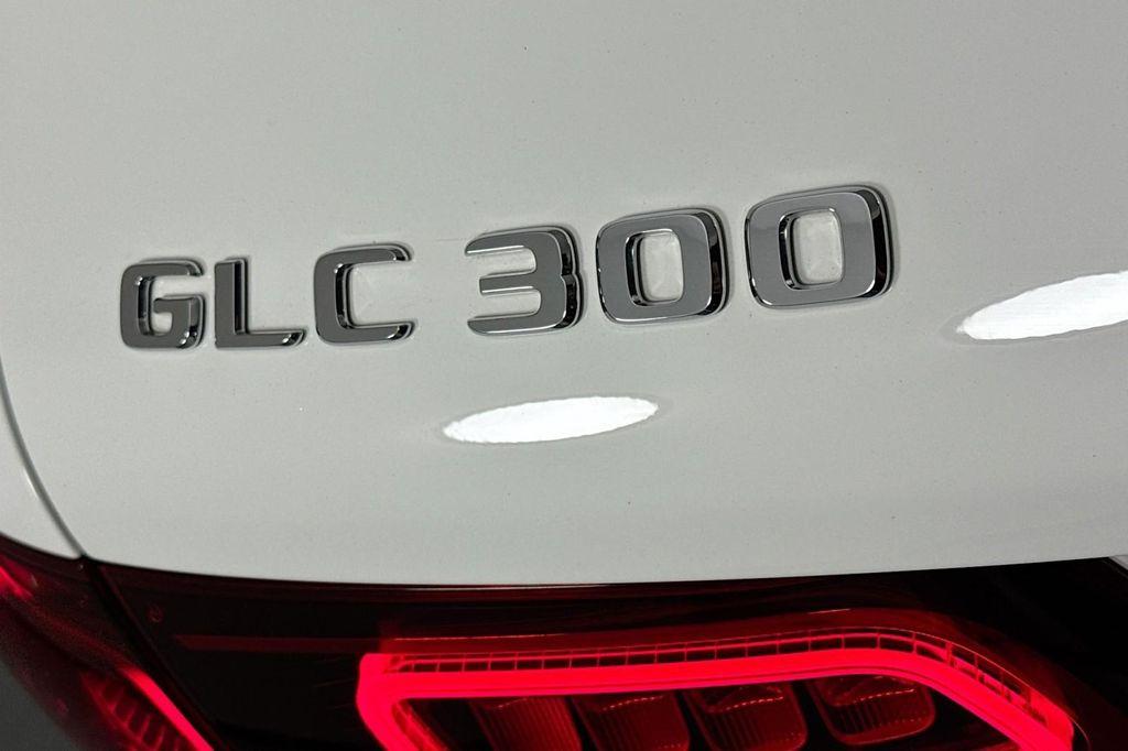 used 2022 Mercedes-Benz GLC 300 car, priced at $32,484