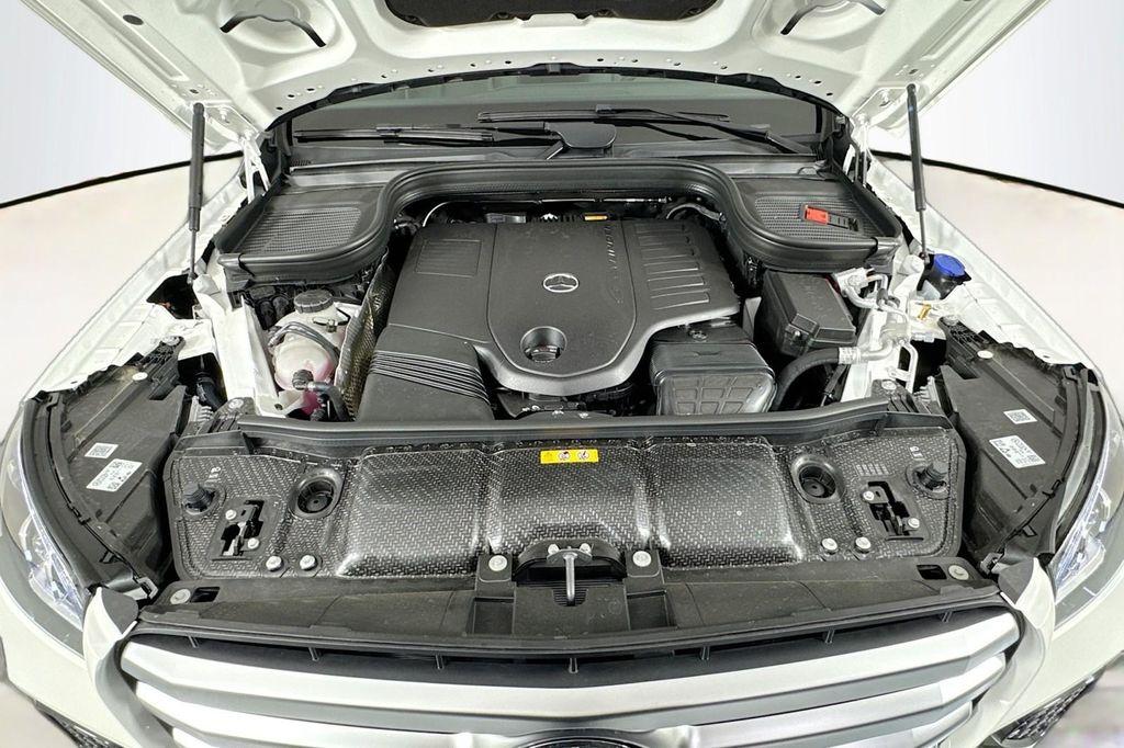 new 2025 Mercedes-Benz GLS 450 car, priced at $92,895