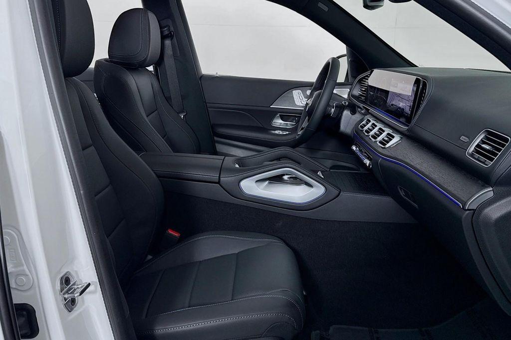 new 2025 Mercedes-Benz GLS 450 car, priced at $92,895