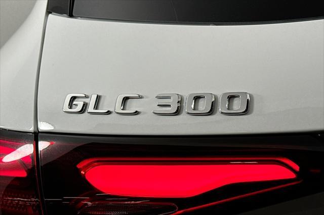 new 2025 Mercedes-Benz GLC 300 car, priced at $52,070