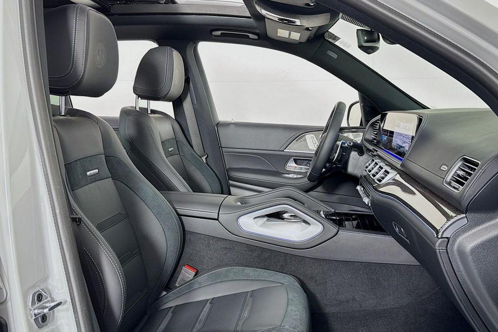 new 2025 Mercedes-Benz AMG GLE 53 car, priced at $100,445