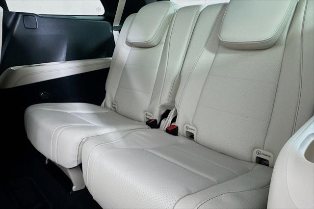 new 2025 Mercedes-Benz GLS 450 car, priced at $91,945