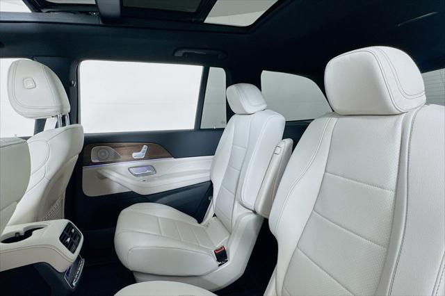 new 2025 Mercedes-Benz GLS 450 car, priced at $91,945