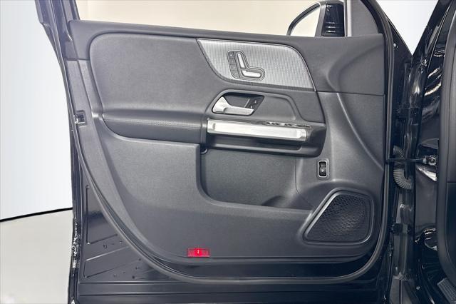 used 2021 Mercedes-Benz GLB 250 car, priced at $26,984