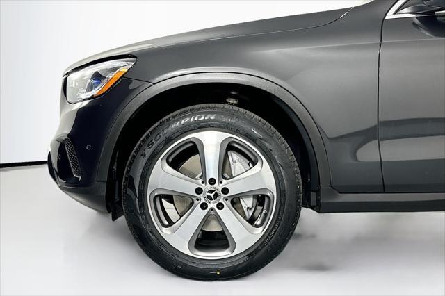 used 2022 Mercedes-Benz GLC 300 car, priced at $30,984