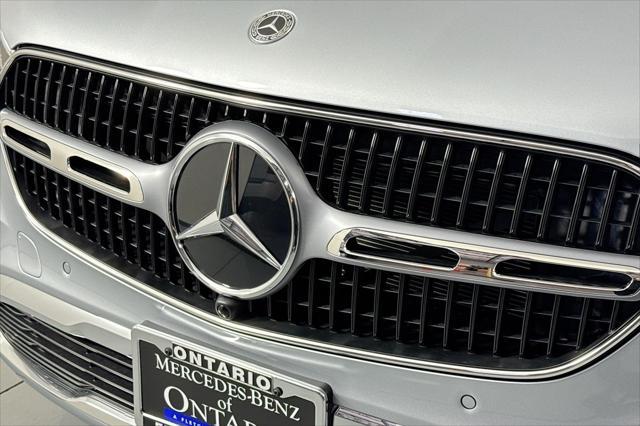 new 2025 Mercedes-Benz GLC 300 car, priced at $52,615
