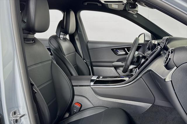 new 2025 Mercedes-Benz GLC 300 car, priced at $52,615
