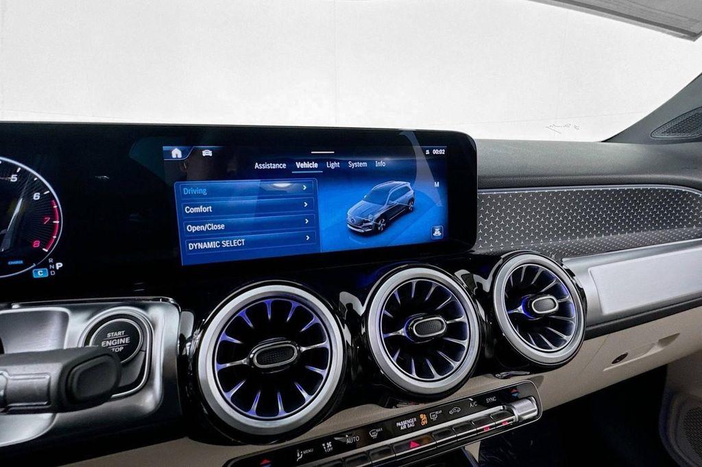 new 2025 Mercedes-Benz GLB 250 car, priced at $47,145