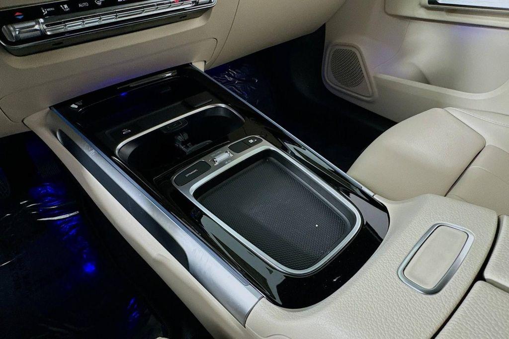 new 2025 Mercedes-Benz GLB 250 car, priced at $47,145