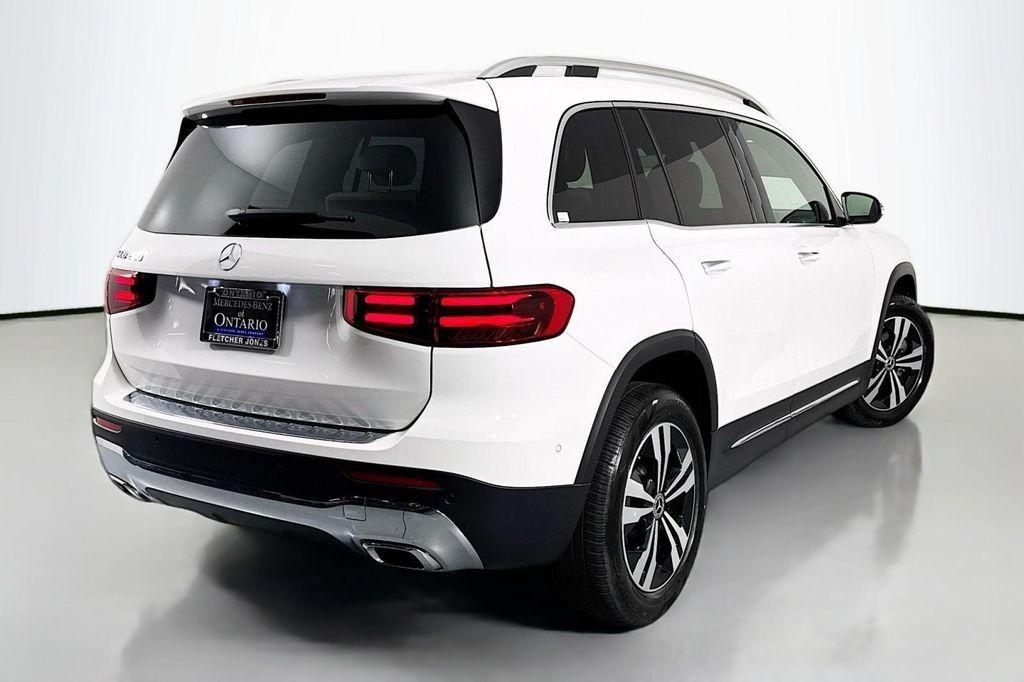 new 2025 Mercedes-Benz GLB 250 car, priced at $47,145